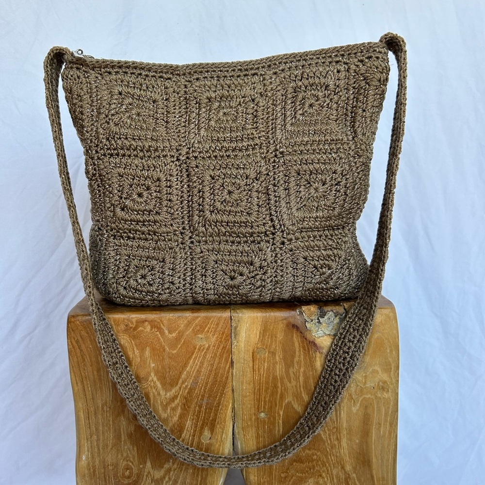 Y2K Tan Crochet Crossbody Bag with Subtle Sparkle